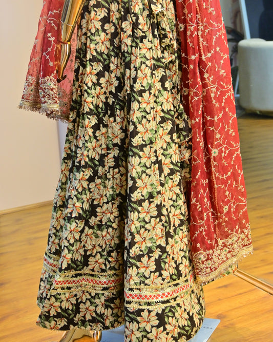 Red dupatta lehenga Jaipur