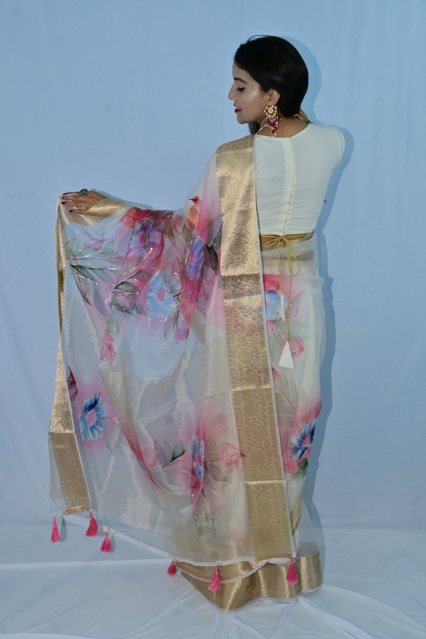 White Floral Saree with Golden Zari Border – Jaipur Style