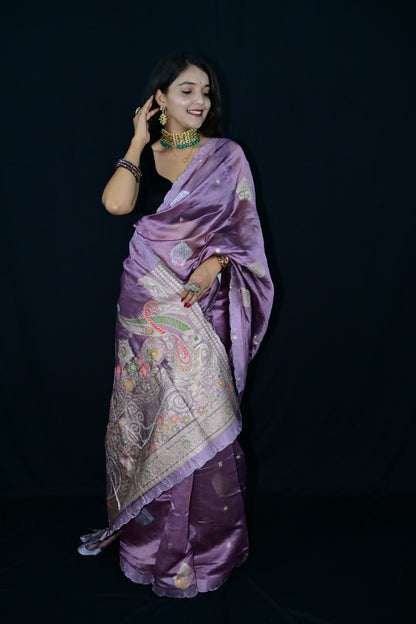 Lavender Silk Saree with Intricate Zari Weaving