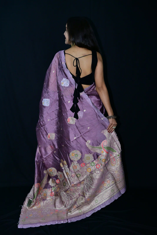 Lavender Silk Saree with Intricate Zari Weaving